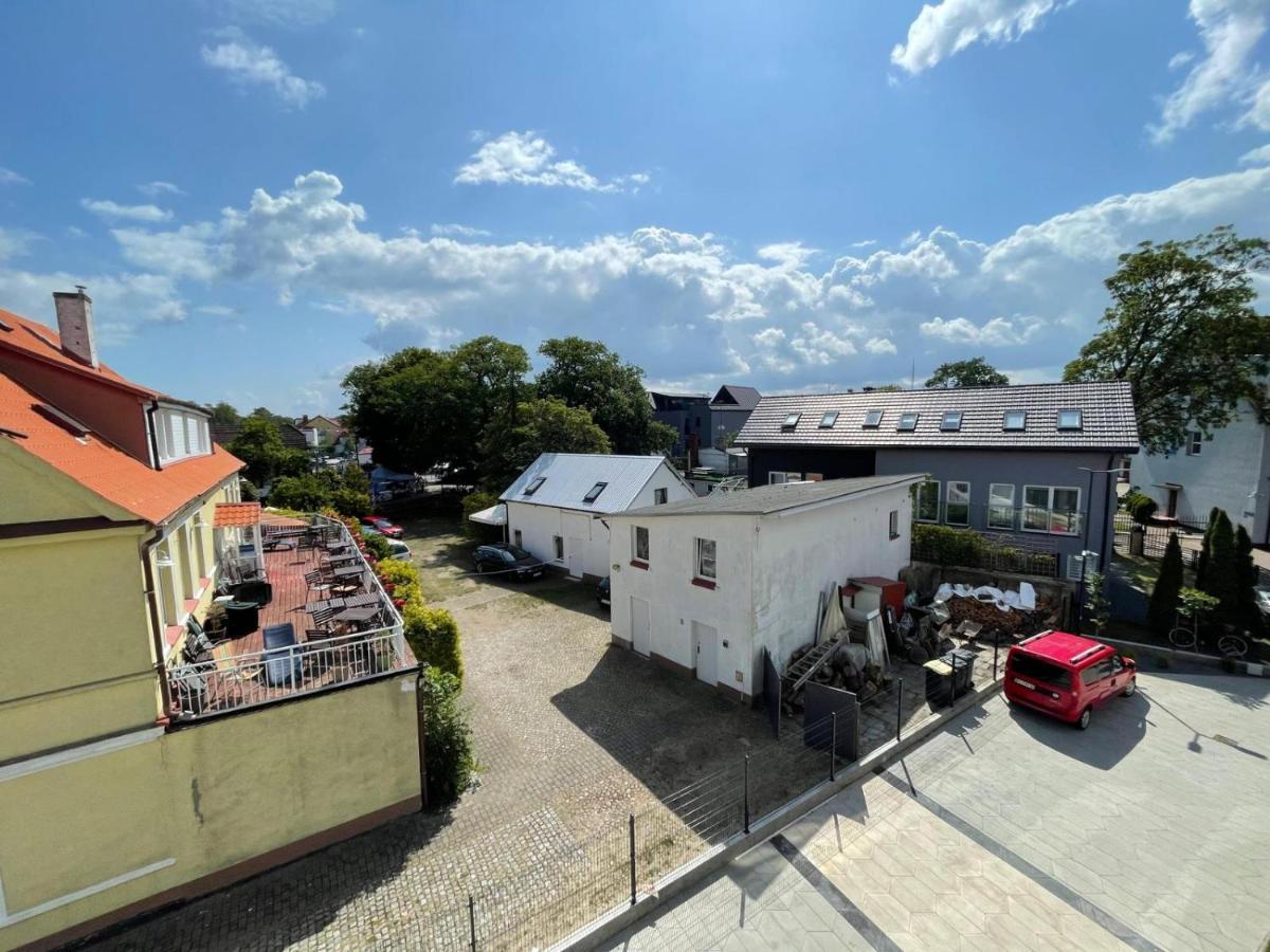 Portowy Boulevard Mrzeżyno Eksteriør billede